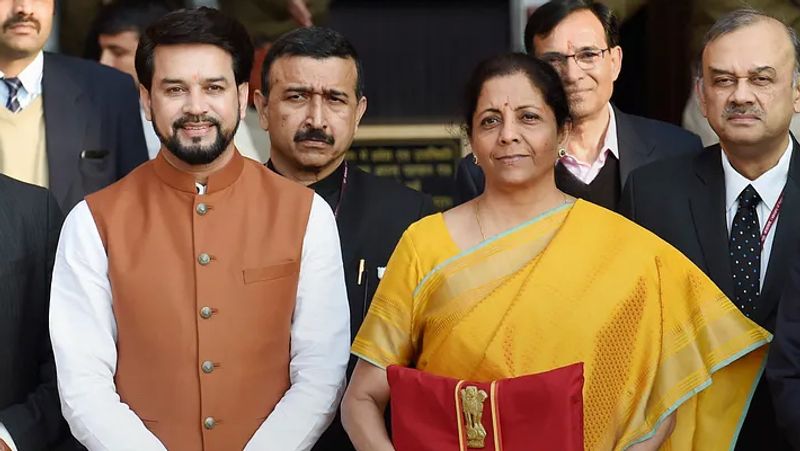 इसके अलावा 1 फरवरी को अपने बजट स्पीच के दौरान वित्त मंत्री निर्मला सीतारमण ने PTA(purified terephthalic acid) नाम के एक केमिकल के आयत पर मिलने वाले सब्सिडी को हटा लिया था जिसके वजह से रिलायंस ग्रुप को काफी झटका लगा था। क्योंकि रिलायंस पुरे भारत पॉलिएस्टर यार्न (polyester yarn) का सबसे बड़ा उत्पादक जिसे बनाने में इस केमिकल का इस्तेमाल होता है।