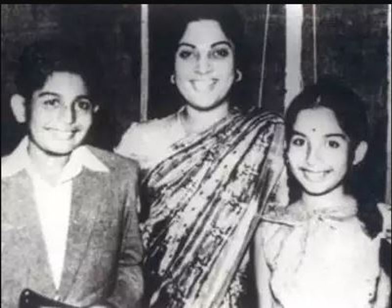 Ammu Muthal Amma Varai Jayalalitha Rare Photo Collection