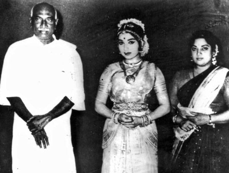Ammu Muthal Amma Varai Jayalalitha Rare Photo Collection