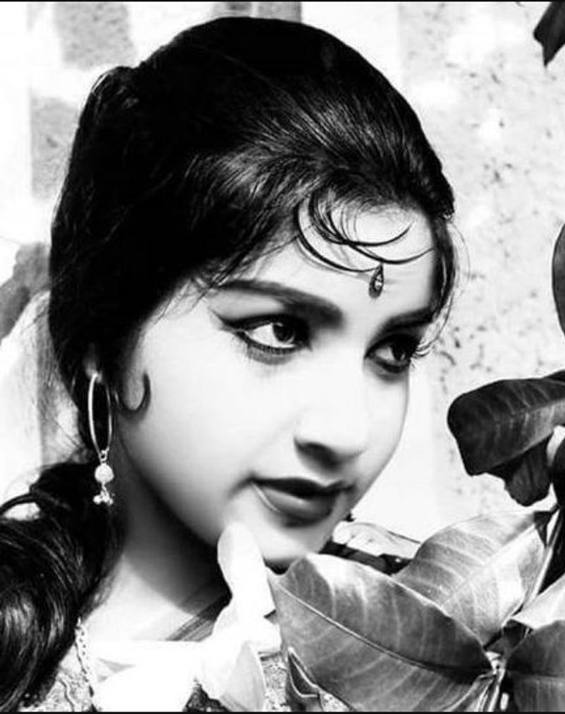 Ammu Muthal Amma Varai Jayalalitha Rare Photo Collection