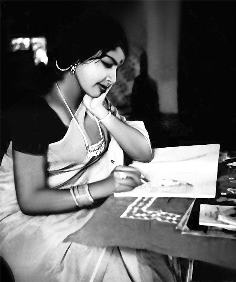 Ammu Muthal Amma Varai Jayalalitha Rare Photo Collection