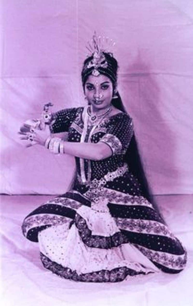 Ammu Muthal Amma Varai Jayalalitha Rare Photo Collection