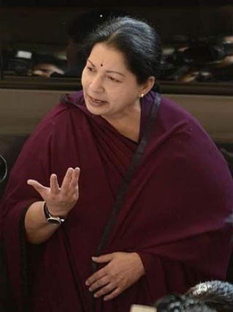 Except for Jayalalithaa's 2 pairs of legs, you do not look straight in the face ..! SV Shaker retaliates.