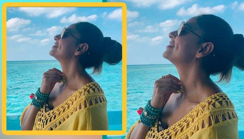 bipasha basu celebrate karan singh grover birthday at Maldives
