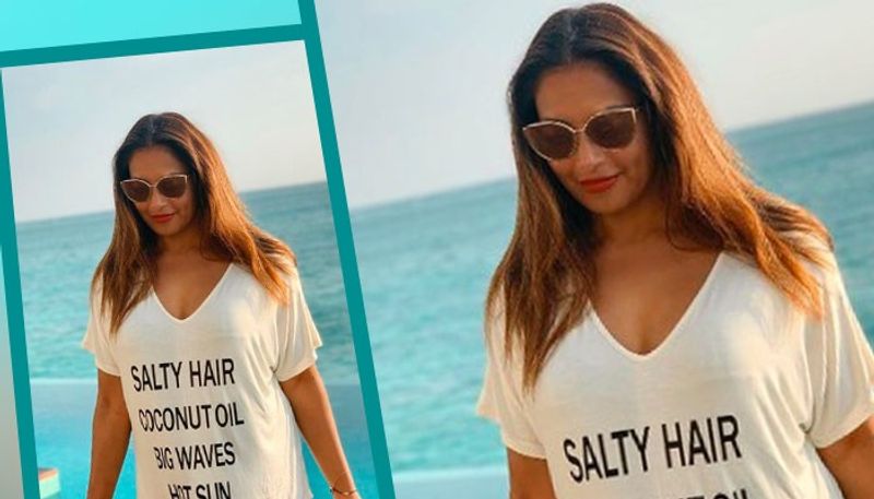 bipasha basu celebrate karan singh grover birthday at Maldives
