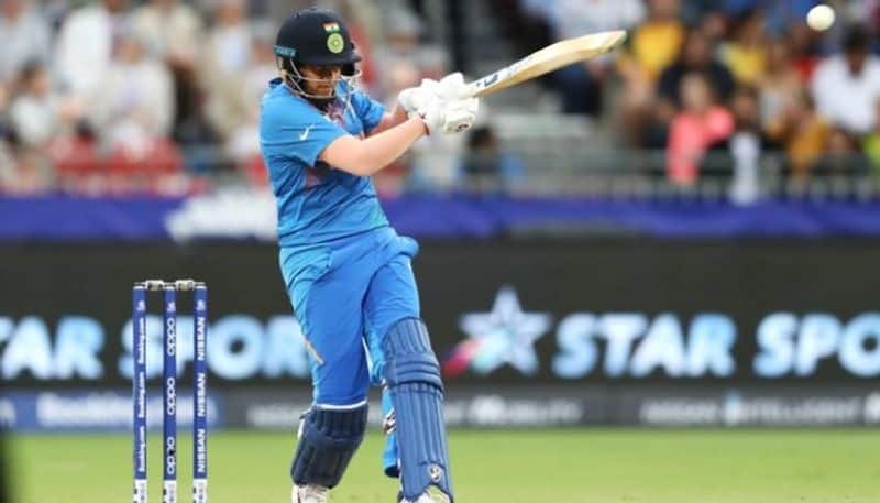 india beat new zealand in icc womens t20 world cup