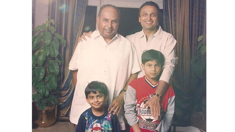 कोकिलबेन का जन्म जामनगर गुजरात में हुआ था। 21 साल की उम्र में उनका विवाह धीरूभाई अंबानी से हुआ था। धीरूभाई के निधन और बेटों के कारोबारी बंटवारे के बाद कोकिलाबेन बड़े बेटे मुकेश अंबानी के साथ रहती हैं।