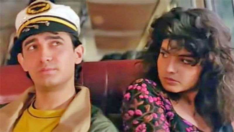फिल्म 'दिल है कि मानता नहीं' में आमिर खान के साथ पूजा भट्ट। 1991 में आई यह फिल्म सुपरहिट रही थी।