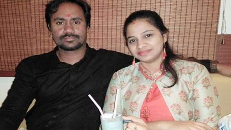 illegal affair... Doctor kills wife in front of baby commits suicid