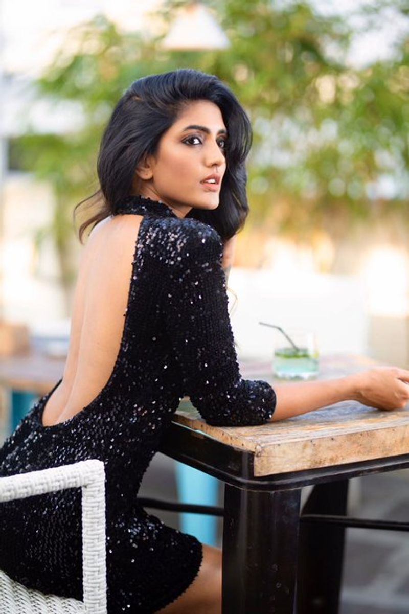 Actress eesha rebba Hot Photos Going Viral