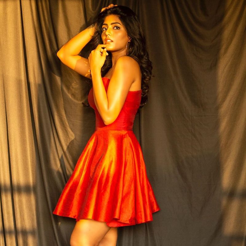 Actress eesha rebba Hot Photos Going Viral