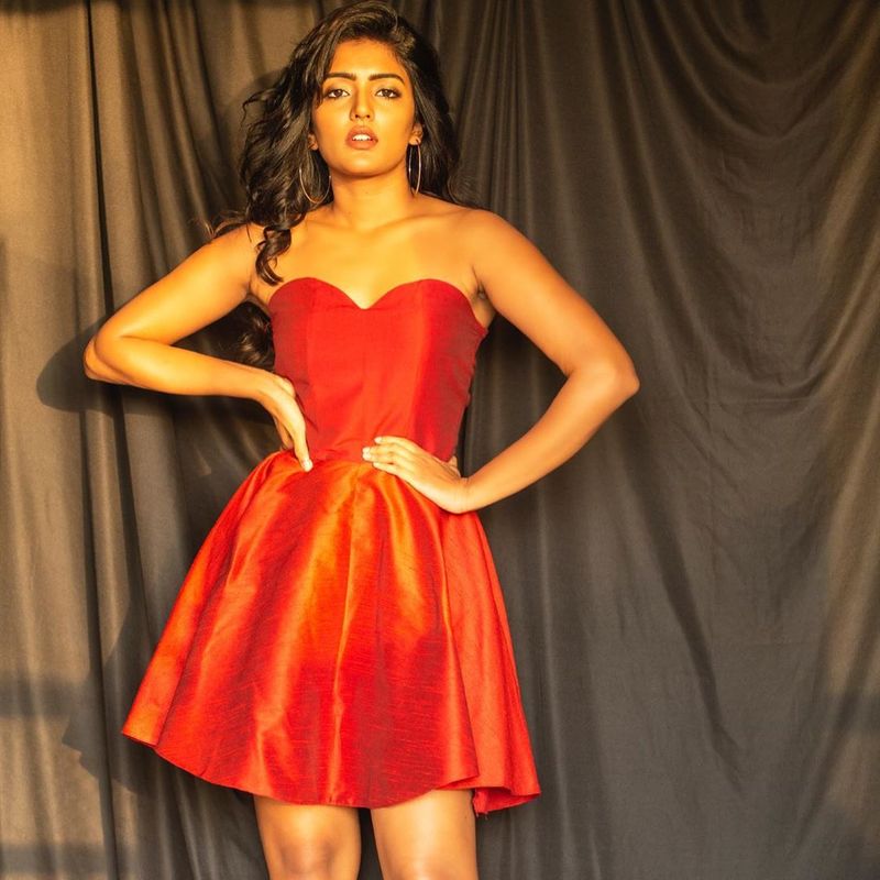Actress eesha rebba Hot Photos Going Viral