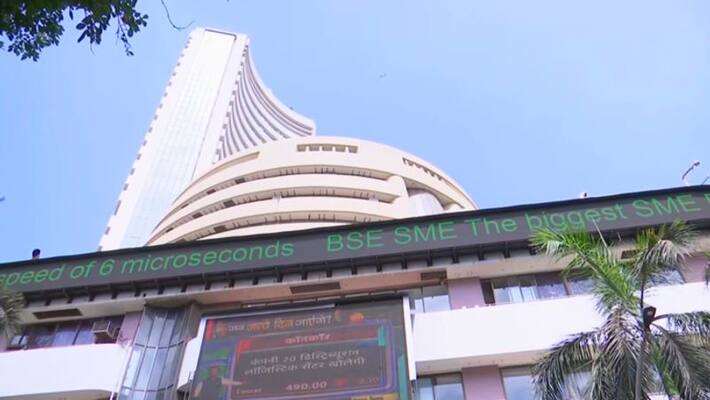 Sensex crashes 1,140 points as virus fears threaten the world Sensex crashes 1,140 points as virus fears threaten the world