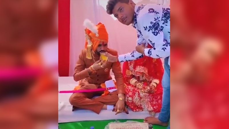 करीब दो लाख 64 हजार से भी ज्यादा लोगों ने इस वीडियो पर कमेंट किया है।