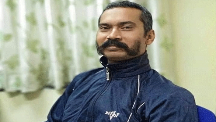 रतन ने दो दिन पहले ही मां संतरा देवी व भाई दिनेश से फोन पर बात की थी। रतनलाल के पिता बृजमोहन की ढाई साल पहले ही मृत्यु हो गई थी।