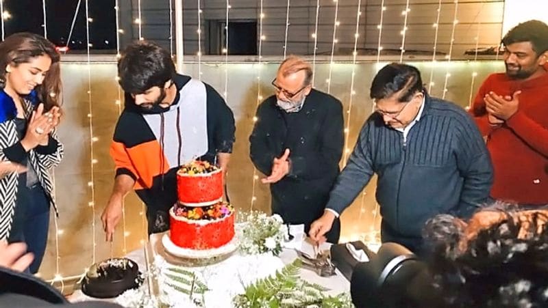 Shahid kapoor Birthday Celebration with Wife Mira and Father Pankaj Kapoor KPG