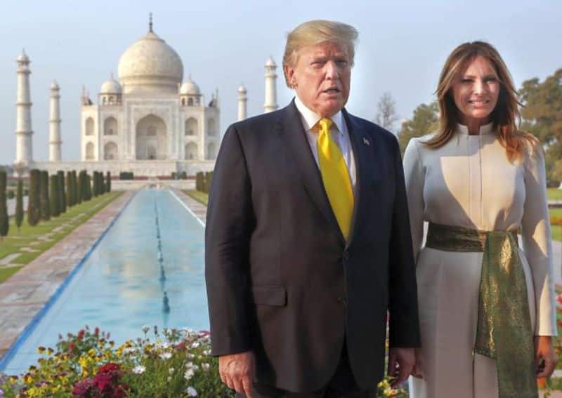 Naked Bose ... 3rd marriage ... Trump's wife Melania on the other side