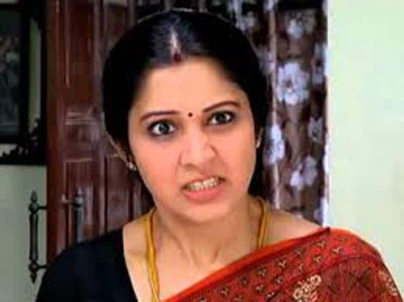Vijayalakshmi has released a video that screams ugly seeman
