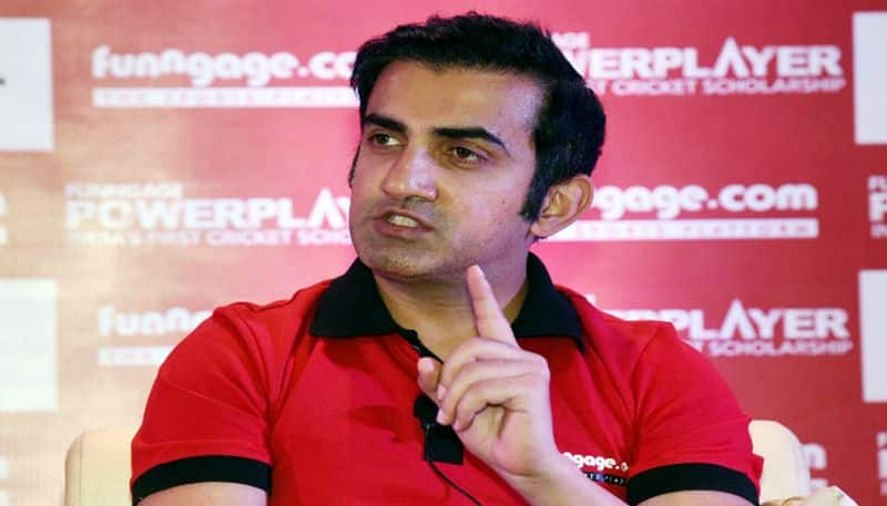 gautam gambhir warns people that quarantine or jail amid corona threat