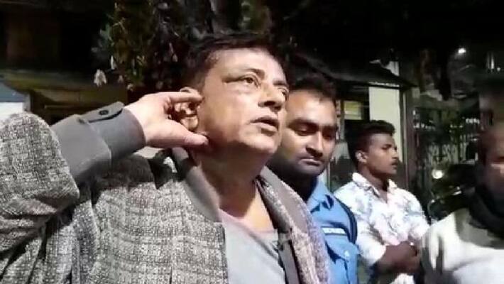 TMC leader attacked during anti CAA campaign in Burdwan TMC leader attacked during anti CAA campaign in Burdwan