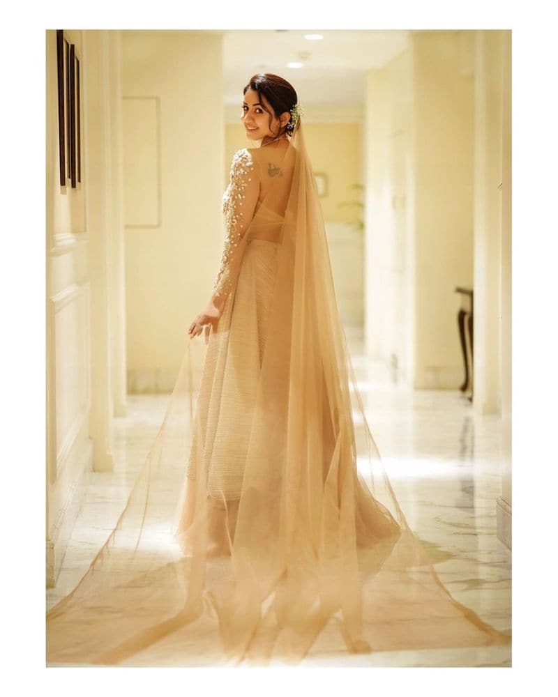 Nikki galrani hot photoshoot in variety dress