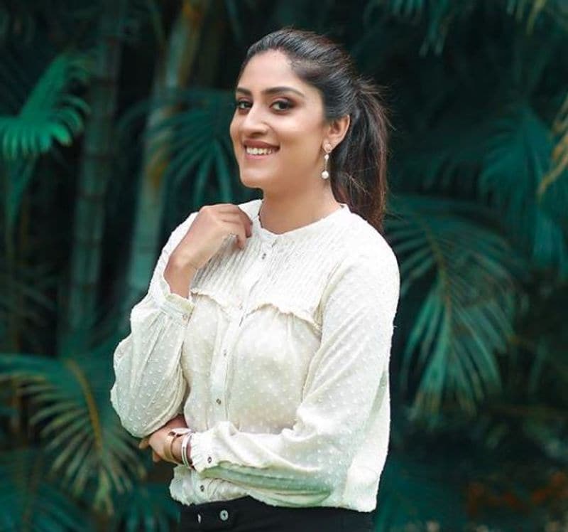 Actress Dhanya balakrishna stunning photo gallery