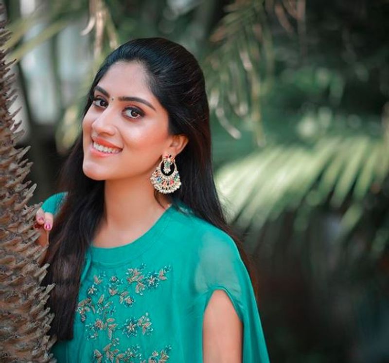 Actress Dhanya balakrishna stunning photo gallery