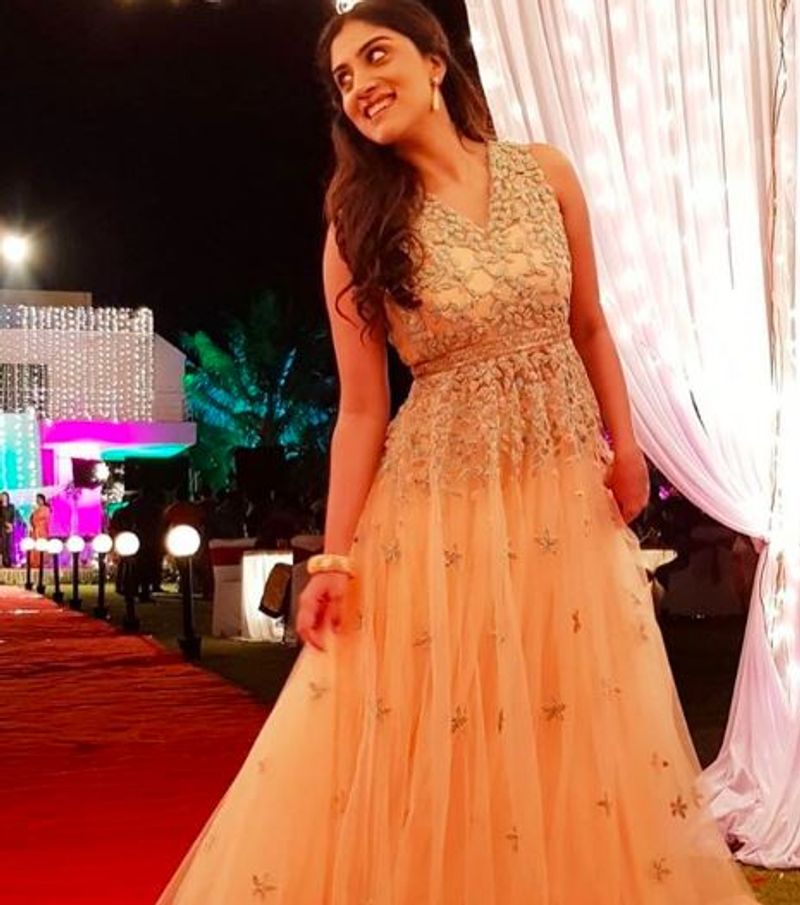 Actress Dhanya balakrishna stunning photo gallery
