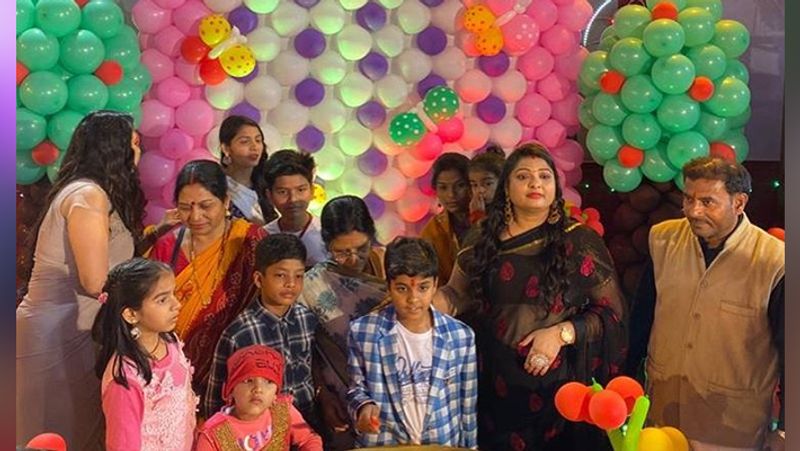 धूम-धाम से मना सीमा सिंह के देवर का बर्थडे।
