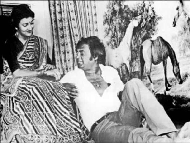 Super Star Rajinikanth 39th Wedding anniversary Special Photos