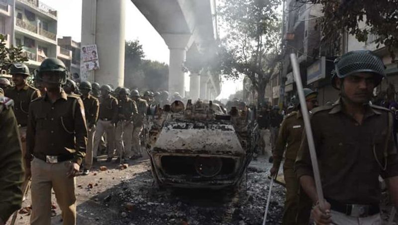 पुलिस सूत्रों के अनुसार, 24 फरवरी को मौजपुर, कर्दमपुरी चांद बाग, भजनपुरा, करावल नगर आदि इलाकों में ज्यादा हिंसा हुई।