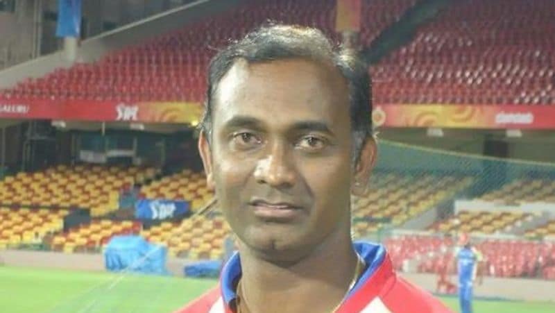 96 फर्स्ट क्लास मैचों में उन्होंने 5553 रन बनाए हैं। इस दौरान उनका औसत 41.75 का रहा है और बेस्ट स्कोर 207 रन रहा है।