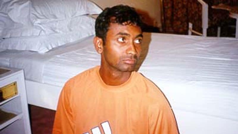 1999 में डेब्यू करने वाले विजय भारद्वाज का करियर 2002 में ही खत्म हो गया। इसके साथ ही एक और ऑलराउंडर भारत के लिए बिना कुछ खास किए ही खत्म हो गया।