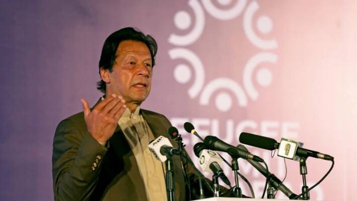 navash sheriff party members threat pm imran khan regarding illegal child born by imran khan navash sheriff party members threat pm imran khan regarding illegal child born by imran khan