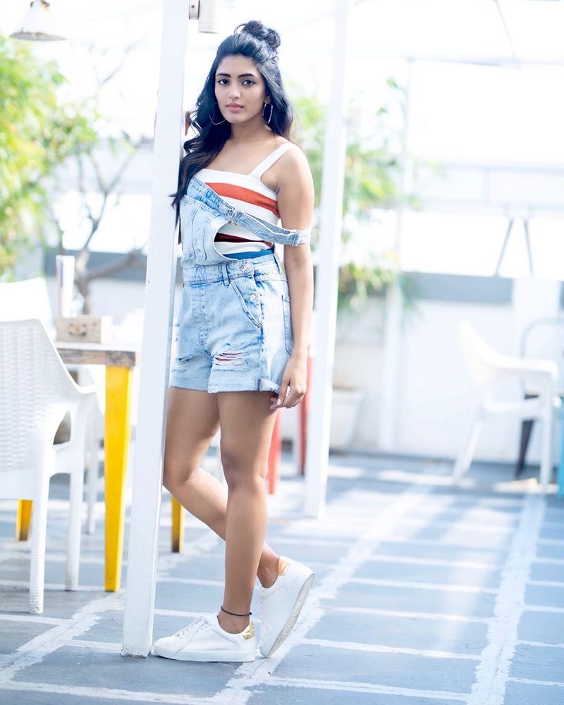 Eesha rebba stylish and hot photos