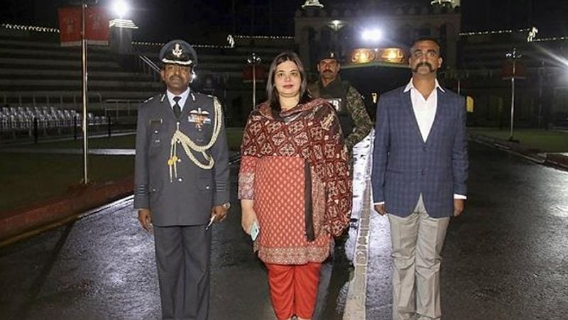 जम्मू-कश्मीर के पुलवामा में 14 फरवरी 2019 को सीआरपीएफ के काफिले पर आत्मघाती हमला हुआ था। इस हमले में CRPF के 40 जवान शहीद हो गए थे। इस आतंकी हमले के बाद भारत और पाकिस्तान के बीच तनाव बढ़ गया था।