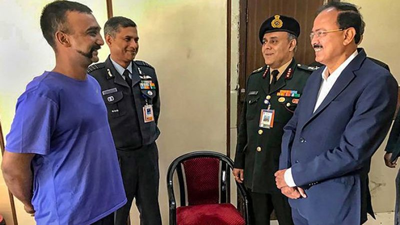 इसके बाद 27 फरवरी 2019 को पाकिस्तान ने एफ-16 लड़ाकू विमानों से जवाबी हवाई हमला किया था, लेकिन भारतीय वायुसेना ने मुंहतोड़ जवाब दिया था। भारतीय वायुसेना ने पाकिस्तान के एक एफ-16 लड़ाकू विमान को भी मार गिराया था।