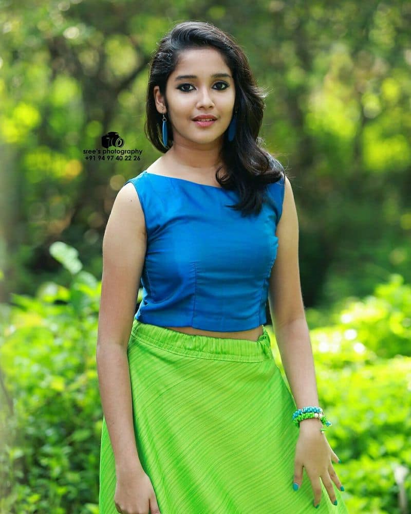 actress anikha surendhran angry answer for nettions