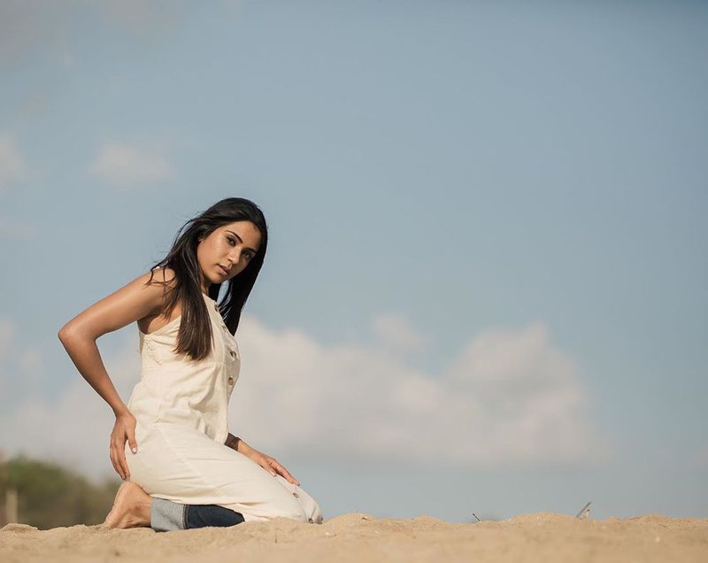 shilfanigar hot photo shoot