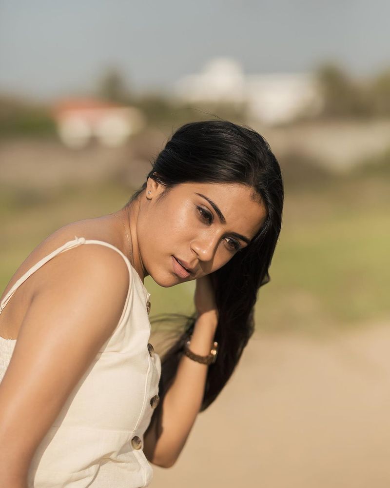 shilfanigar hot photo shoot