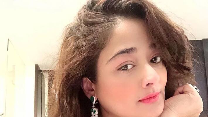 Actress Kiran Short Dress Hot dance video Going Viral Actress Kiran Short Dress Hot dance video Going Viral