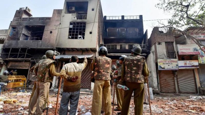अंकित ने साल 2015 में दिल्ली के हंसराज कॉलेज से स्नातक की पढ़ाई की। साल 2017 में उन्हे आईबी में नौकरी मिल गई।