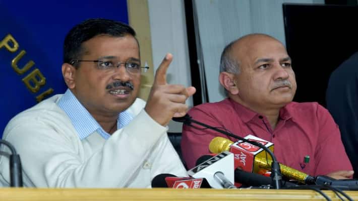 CM Arvind Kejriwal announces Rs 10 lakh compensation for dead CM Arvind Kejriwal announces Rs 10 lakh compensation for dead