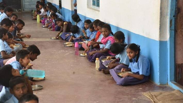 negligence in mid day meal mirzapur KPU negligence in mid day meal mirzapur KPU