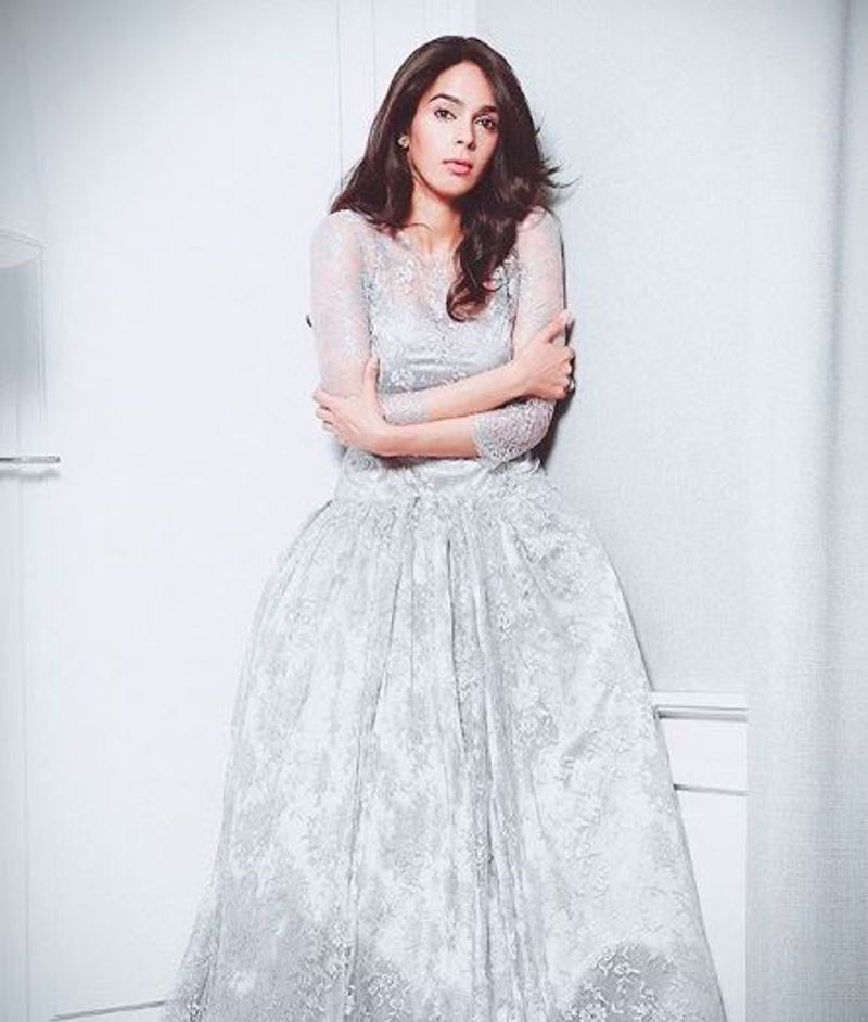 Hot story on mallika sherawat