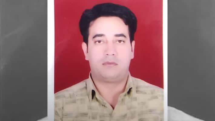 police intelligent section SI brutally murdered and bunching 400 times in his body at Delhi riot police intelligent section SI brutally murdered and bunching 400 times in his body at Delhi riot
