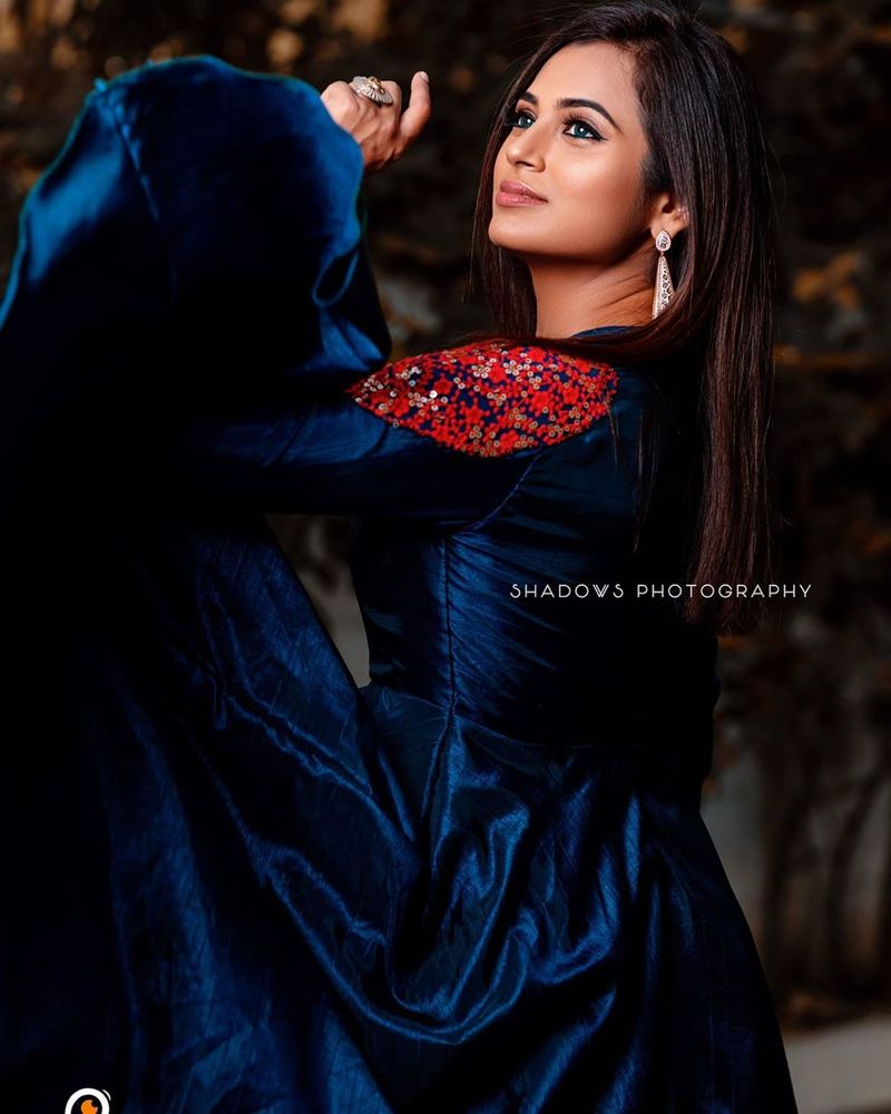 actress ramya pandiyan stunning new look photo gallery