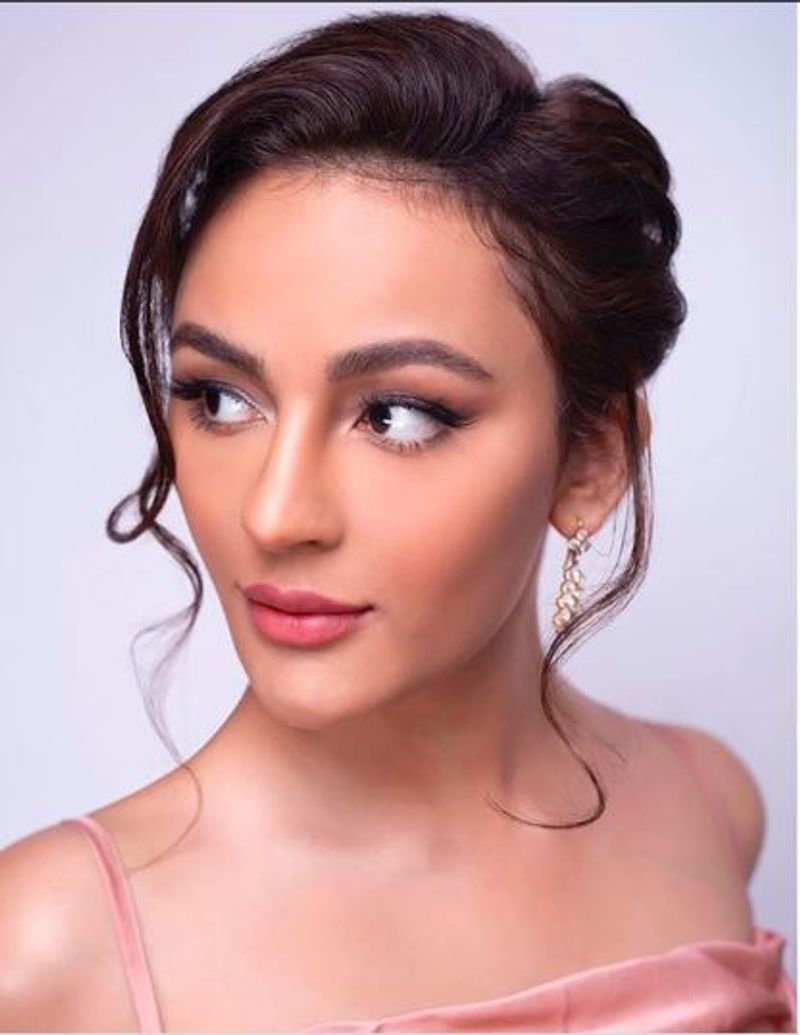 look like amy jackosn actress seerat kapor latest hot photo gallery