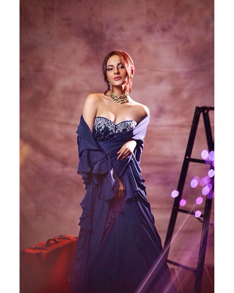 look like amy jackosn actress seerat kapor latest hot photo gallery