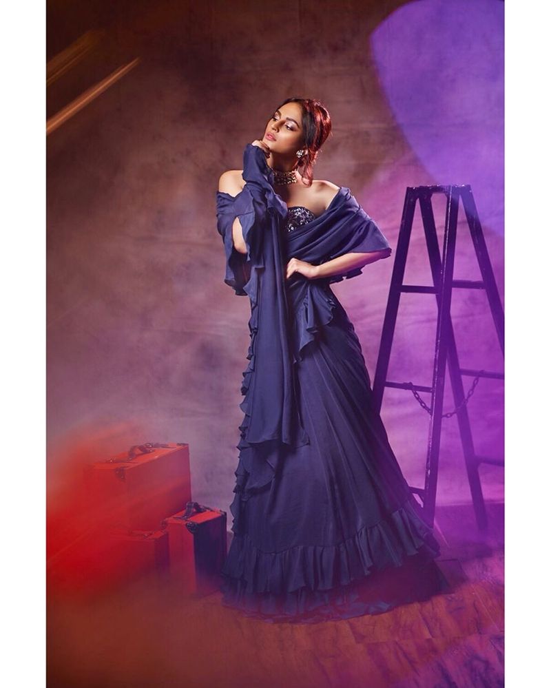 look like amy jackosn actress seerat kapor latest hot photo gallery